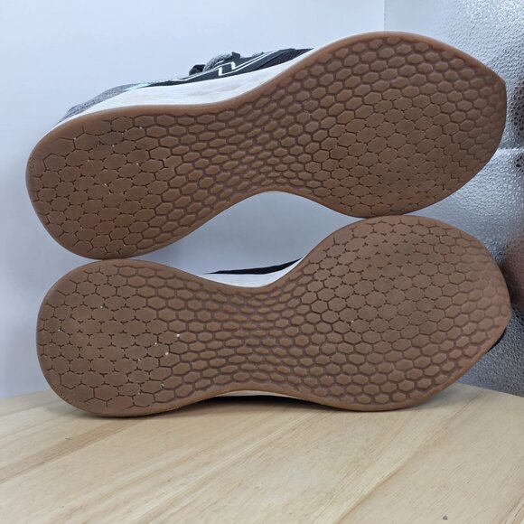 Womens Size 9 B - New Balance Fresh Foam Roav 6 Black Gray Athletic Shoes - Picture 8 of 9